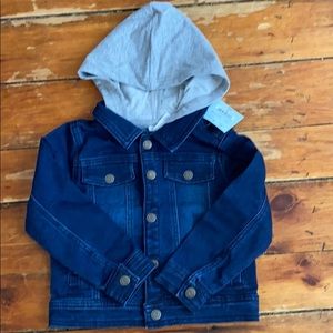 Jean jacket with hood